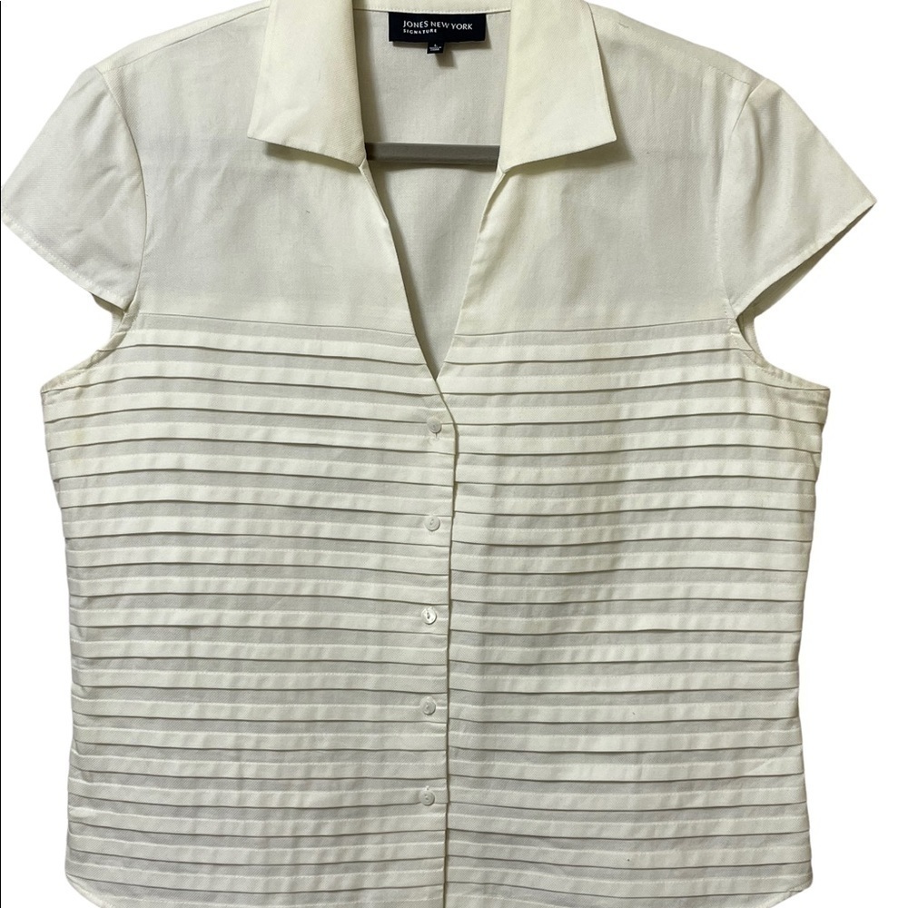 Cotton cream cap sleeve blouse collar deep V button front size large